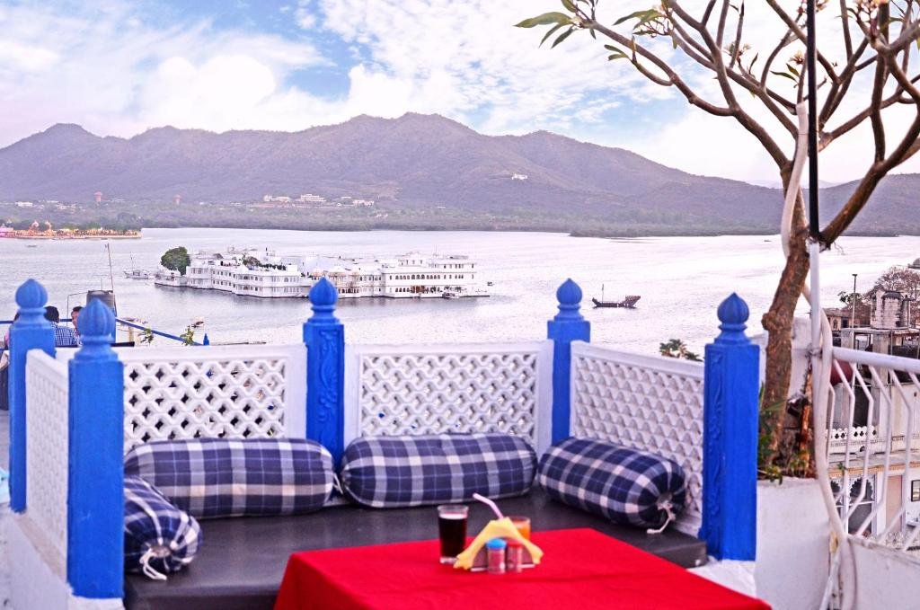 Udaipur Lake View Hotel